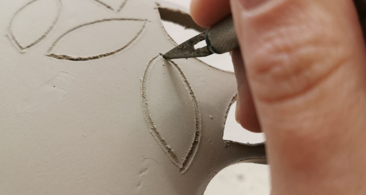 SASSARI – ARTIGIANATO ARTISTICO – Laboratorio delle maschere in ceramica. Appuntamento per venerdì 9 febbraio a Sassari al “Salone delle Botteghe”. Proseguono le iniziative di Confartigianato Sassari al “Padiglione Tavolara”. Rau (Confartigianato Sassari): “Il laboratorio di realizzazione delle maschere in ceramica è un luogo straordinario dove la creatività prende forma”