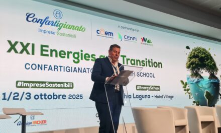 ENERGIE E TRANSIZIONE – Alle micro, piccole e medie imprese della Sardegna l’energia costa tanto: 77 milioni di spesa e nel 2025 il 42,3% di costi in più rispetto al 2021. I dati presentati a Chia nella 21esima “Energies&Transition High School” organizzata da Confartigianato. L’apertura dei lavori affidata al Presidente di Confartigianato Sardegna, Giacomo Meloni.